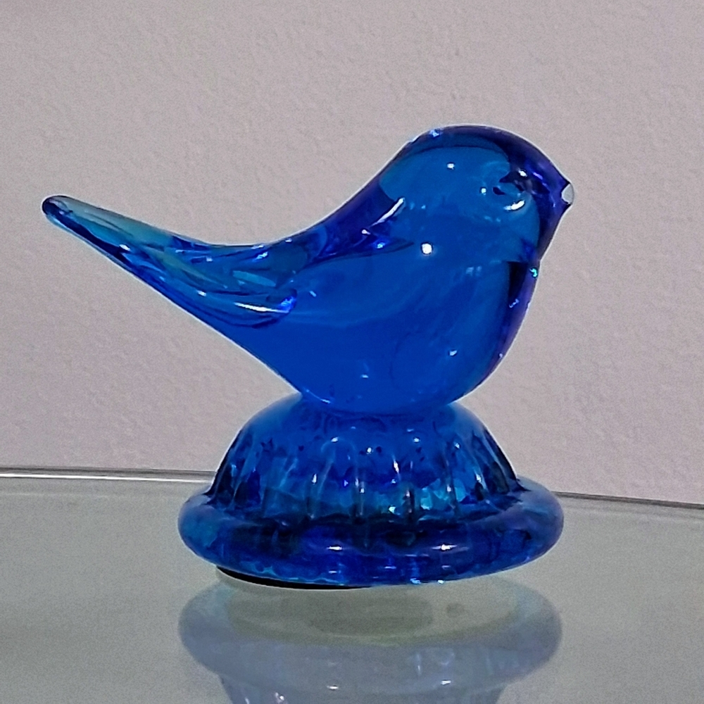 RARE Bluebird of Happiness Musical Art Glass Bird Signed 1996 Leo Ward